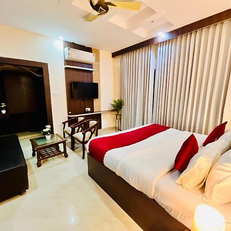 Beetal Guest House Srīnagar Extérieur photo